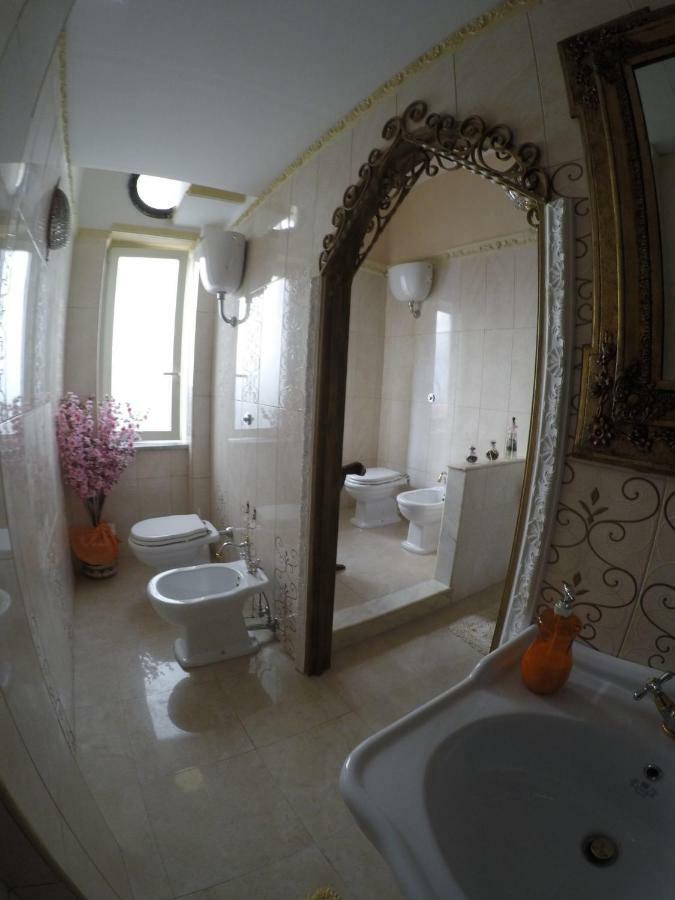 B&B Goldmund Nápoly Kültér fotó