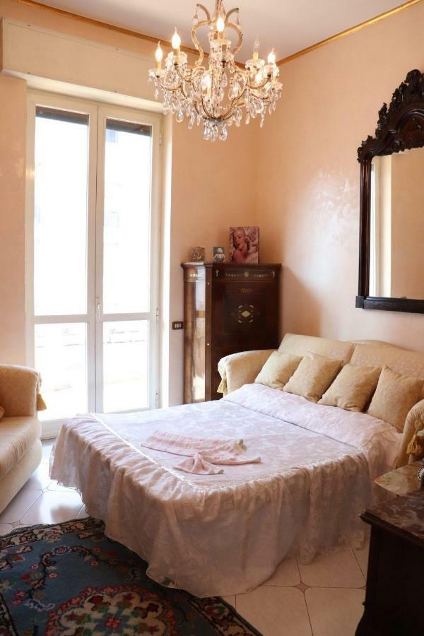 B&B Goldmund Nápoly Kültér fotó
